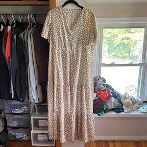 SHEIN Cream and White Patterned Maxi Dress